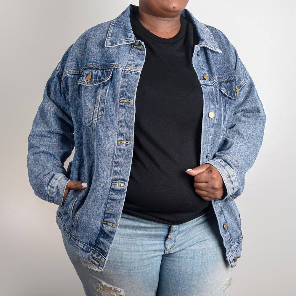 Veste en jean DTG surdimensionnée pour femme.