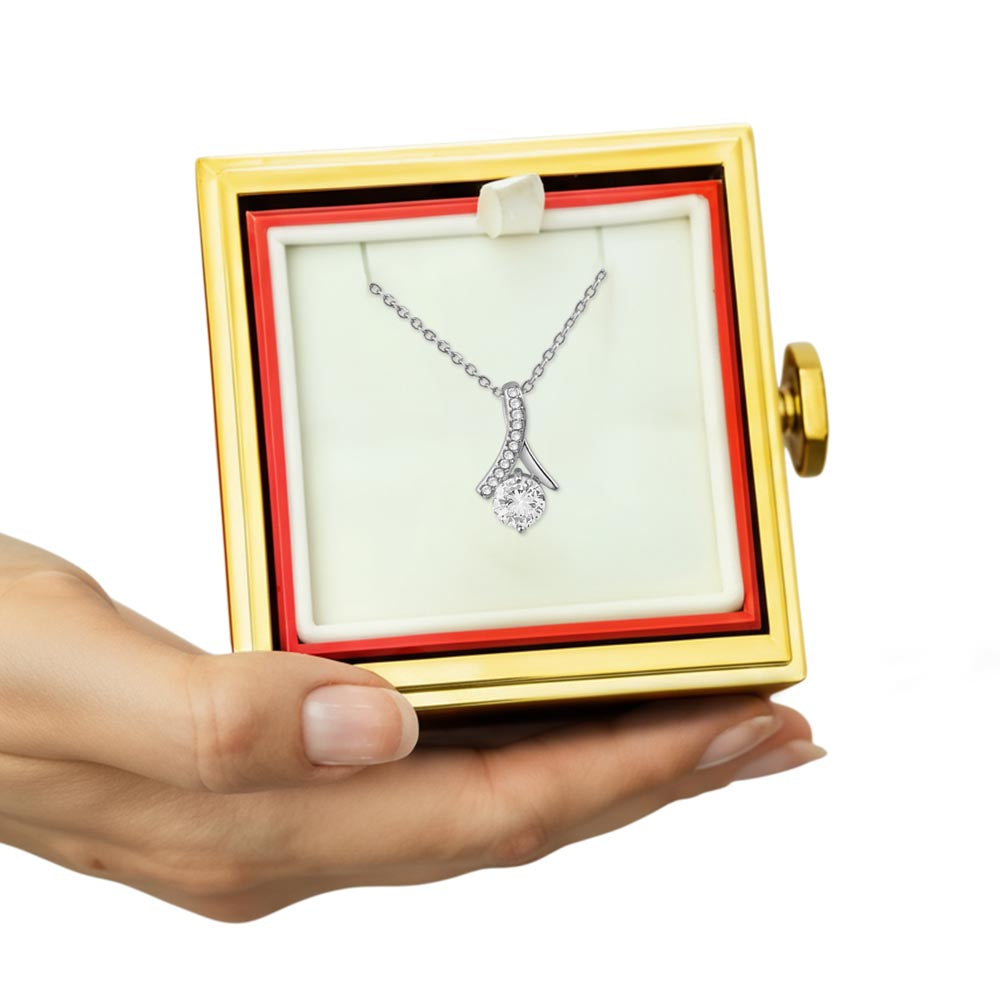 Gift Necklace Alluring Beauty & Box Rotating Rose .